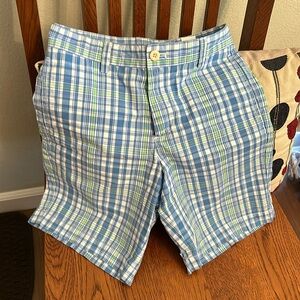 Vineyard Vines boys shorts size 8